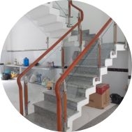 Cầu thang, lan can kính 